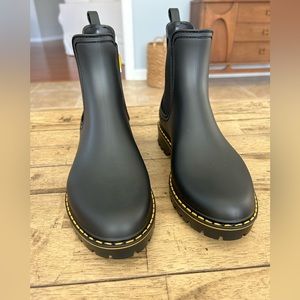 Igor Women’s Black Trak Mate Tri Rain Boot. Size EU 39 NWT